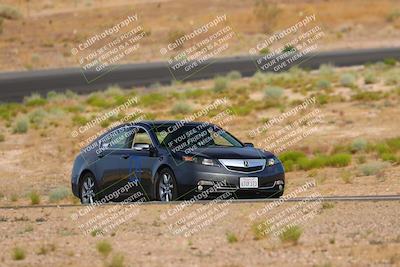 media/Jun-01-2025-CalClub SCCA (Sun) [[eae223c5dd]]/Group 1/Track Event 5/